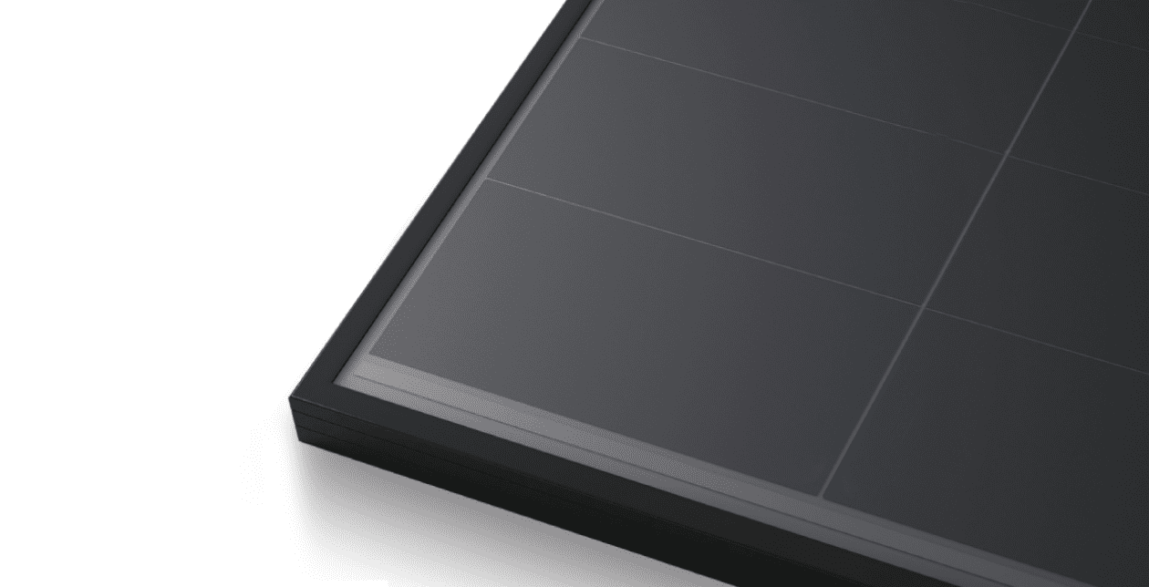 Launching solar kits with Aiko 445 W panels - find out how little they cost