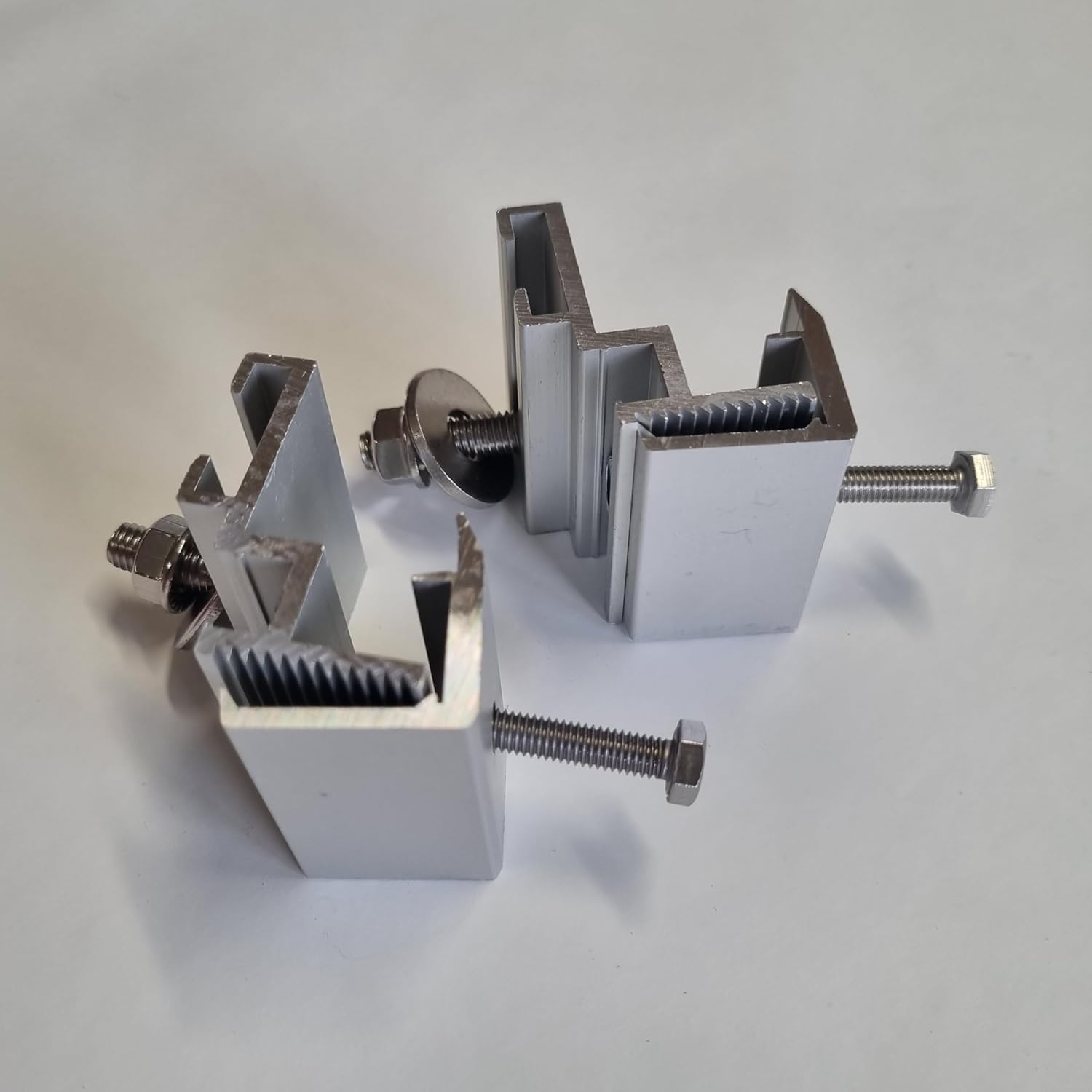 Micro inverter mount